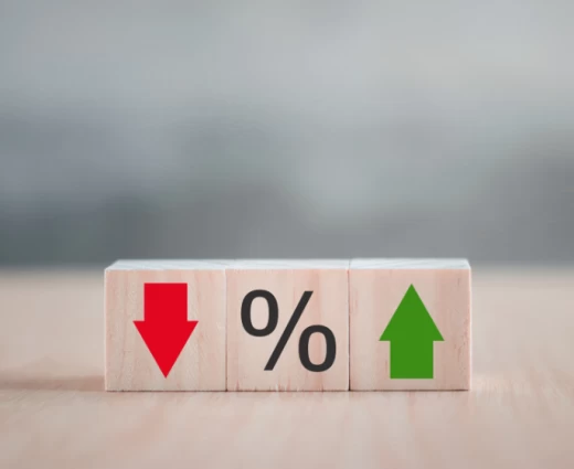 Συγκλίνουν με την Ευρωζώνη τα δανειστικά επιτόκια στην Κύπρο, στον πάτο τα καταθετικά